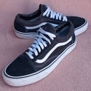 VANS 44